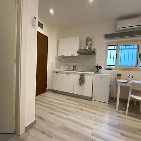 Apartman La Corte - Stazione Bari